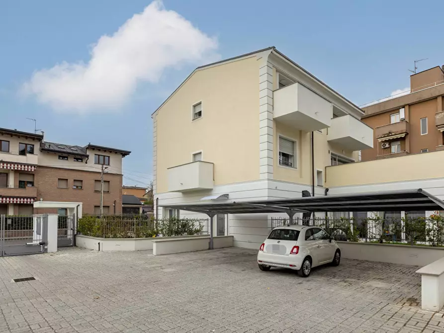 Immagine 39 di Appartamento in vendita  a Lissone