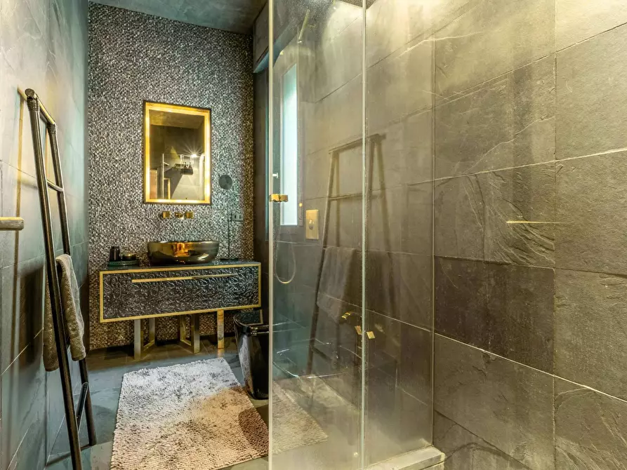 Immagine 16 di Appartamento in vendita  in via Marcona 15 a Milano