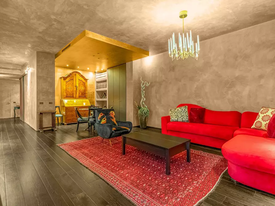 Immagine 1 di Appartamento in vendita  in via Marcona 15 a Milano