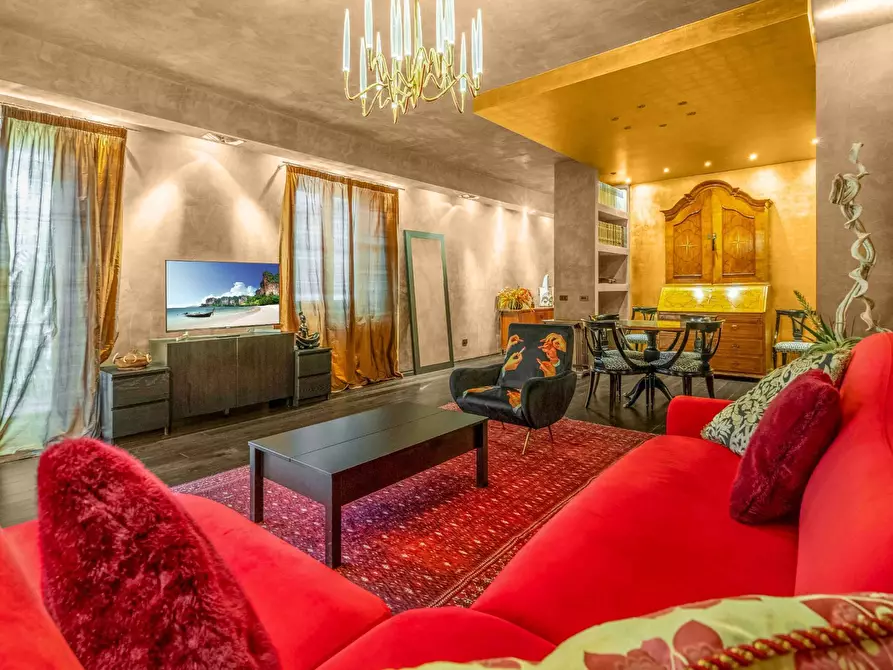 Immagine 2 di Appartamento in vendita  in via Marcona 15 a Milano