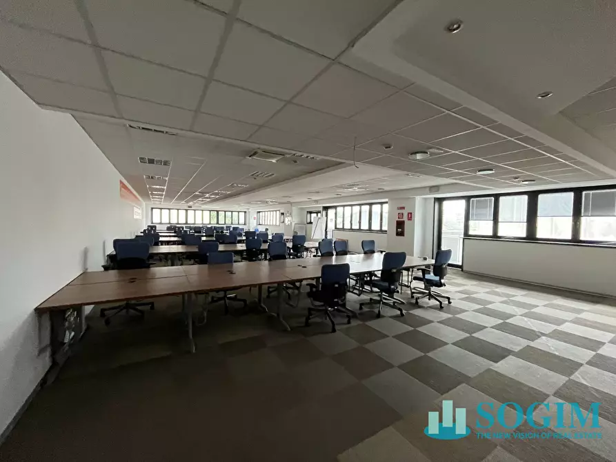 Immagine 14 di Ufficio in vendita  in Via Alvise Ca' Da Mosto 1 a Corsico