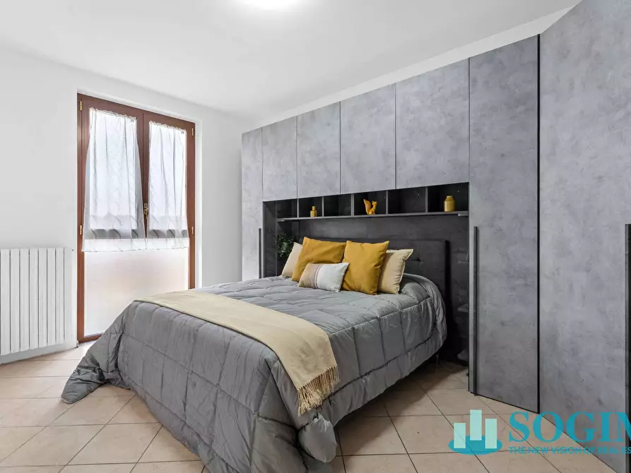 Immagine 10 di Appartamento in vendita  in Via Caglio 15 a Lesmo