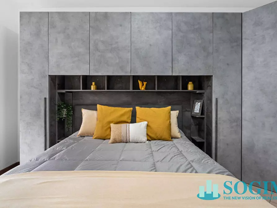 Immagine 15 di Appartamento in vendita  in Via Caglio 15 a Lesmo