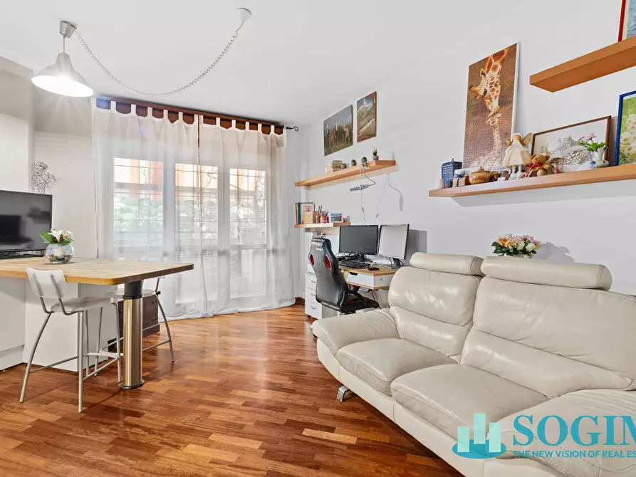 Immagine 5 di Appartamento in vendita  in Via Abramo Lincoln 7/B a Cinisello Balsamo