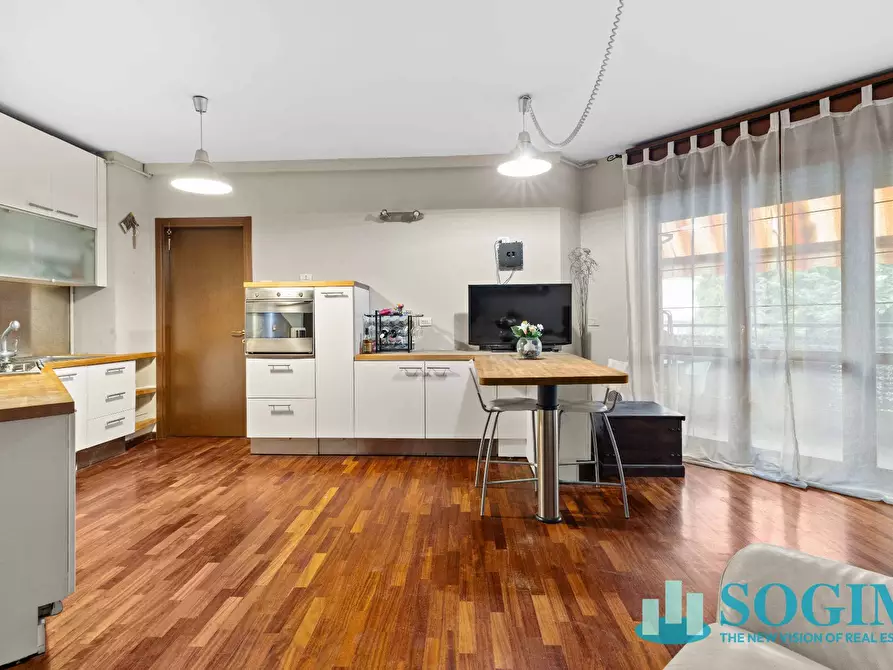 Immagine 1 di Appartamento in vendita  in Via Abramo Lincoln 7/B a Cinisello Balsamo