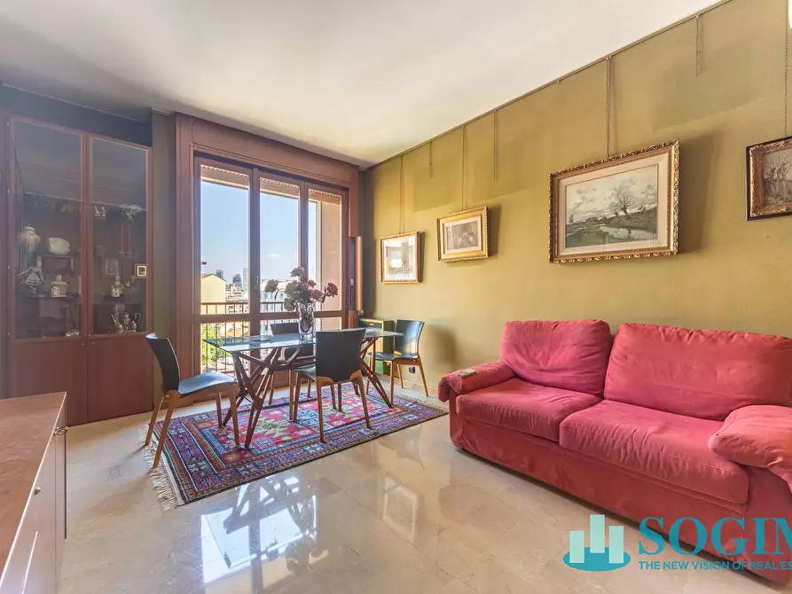 Immagine 5 di Appartamento in vendita  in Piazza Bolivar 7 a Milano