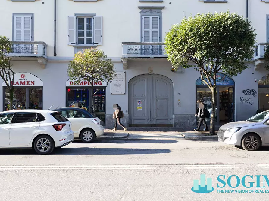 Immagine 26 di Appartamento in vendita  a Monza