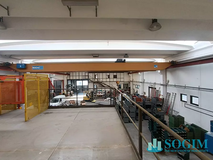 Immagine 2 di Capannone industriale in vendita  in Via Maestri del lavoro 14 a Solbiate Con Cagno