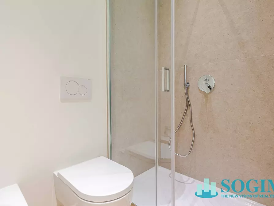 Immagine 14 di Appartamento in vendita  in VIALE STELVIO 51 a Milano