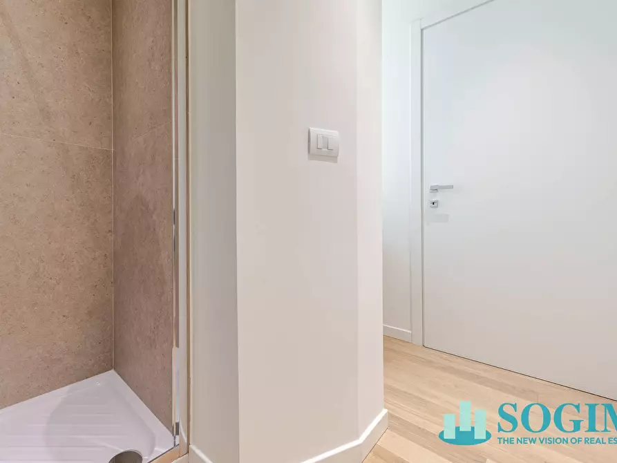 Immagine 17 di Appartamento in vendita  in VIALE STELVIO 51 a Milano