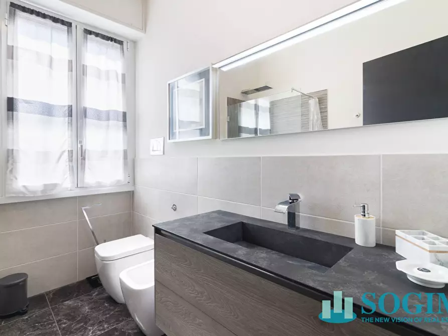 Immagine 13 di Appartamento in affitto  in via Lepontina 2 a Milano