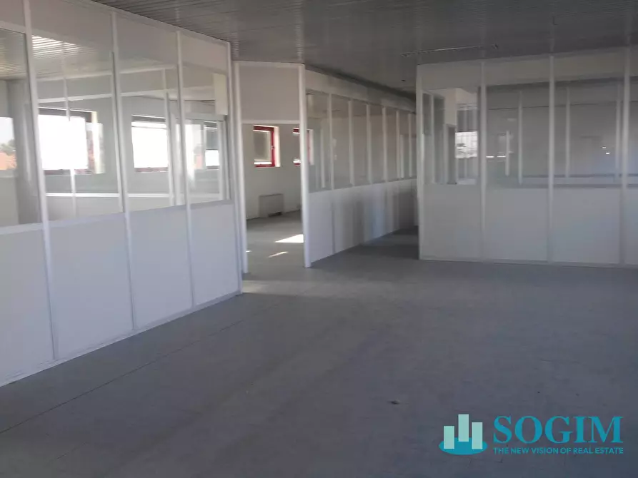 Immagine 5 di Capannone industriale in affitto  a Cusago