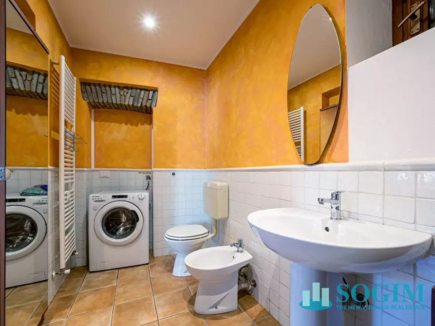 Immagine 10 di Appartamento in affitto  in Via Giovanni Bertacchi a Como