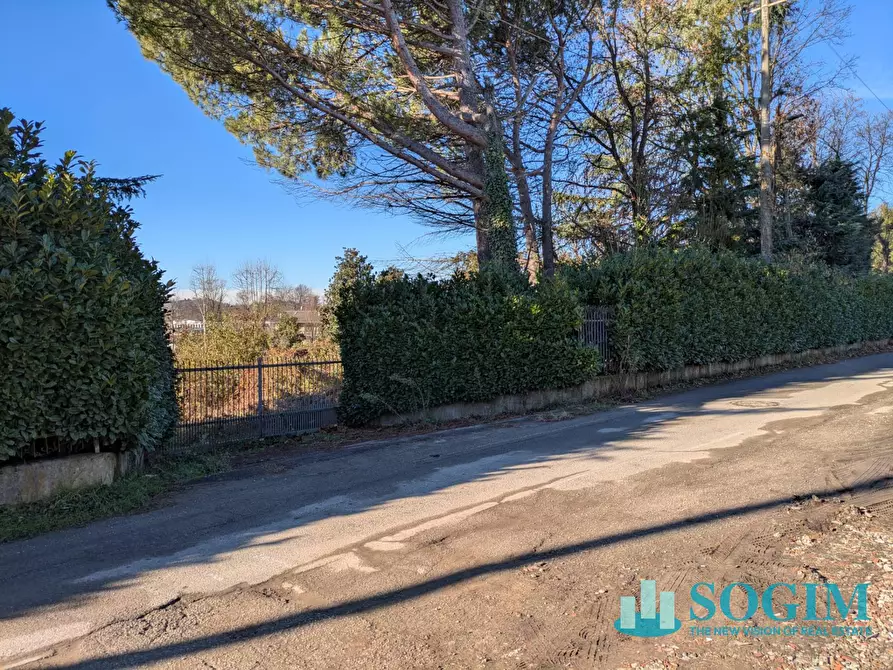 Immagine 2 di Terreno residenziale in vendita  in VIA BELLINI SNC a Monguzzo