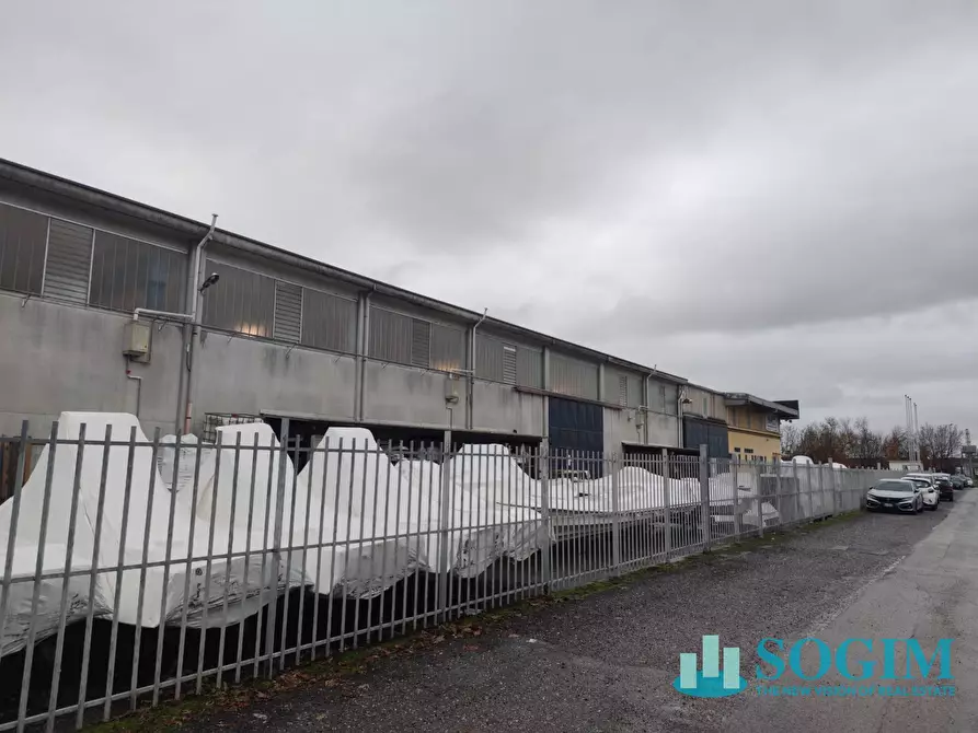 Immagine 5 di Capannone industriale in vendita  in Via Lever Gibbs SNC a Casalpusterlengo