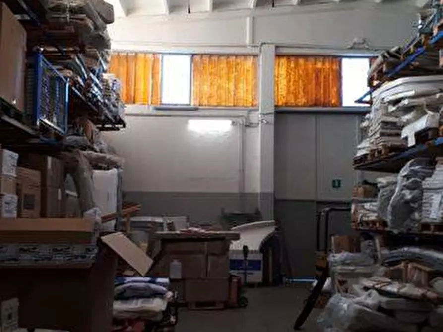 Immagine 11 di Capannone industriale in vendita  in Via Lever Gibbs SNC a Casalpusterlengo