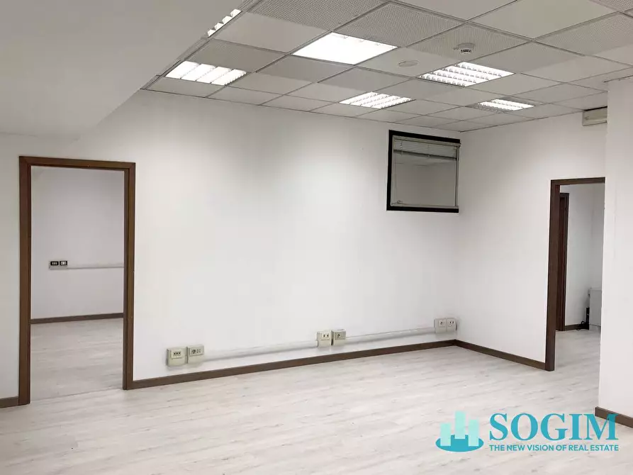 Immagine 8 di Magazzino in affitto  in Via Fantoli 7 a Milano