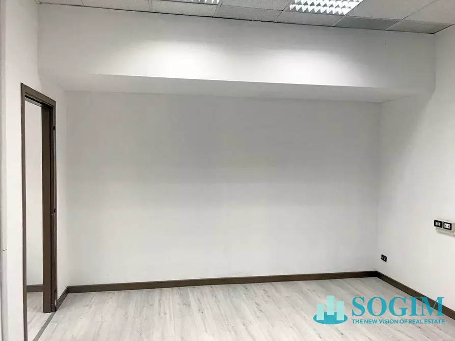 Immagine 11 di Magazzino in affitto  in Via Fantoli 7 a Milano