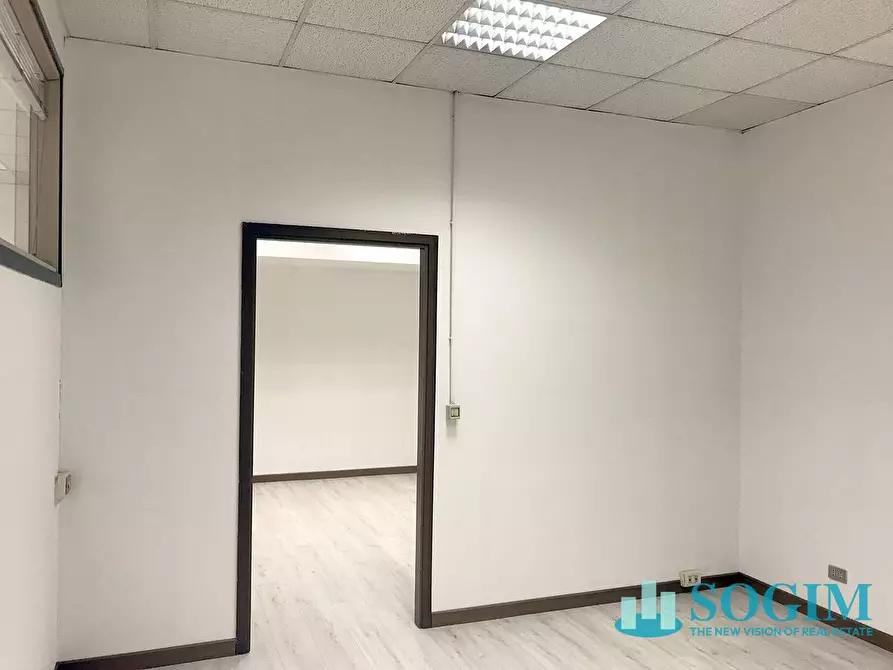 Immagine 13 di Magazzino in affitto  in Via Fantoli 7 a Milano