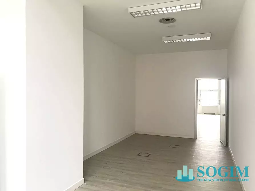 Immagine 24 di Ufficio in affitto  in Via Fantoli 7 a Milano