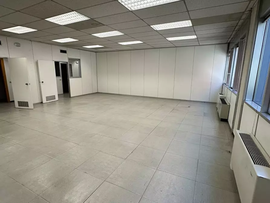 Immagine 10 di Ufficio in affitto  in Via Fantoli 7 a Milano