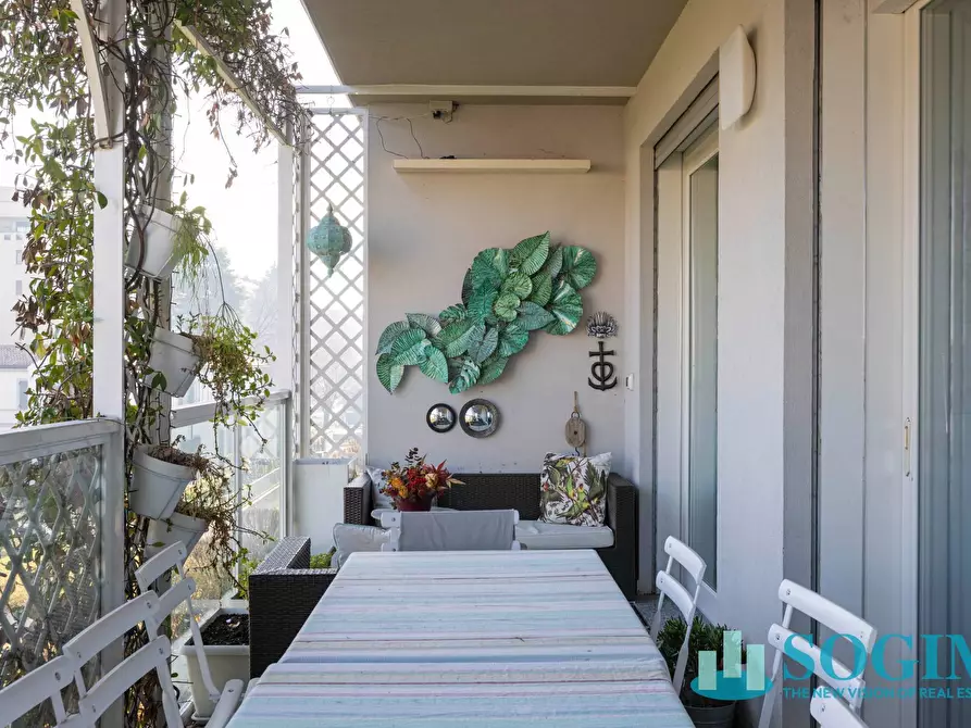 Immagine 15 di Attico in vendita  a Monza