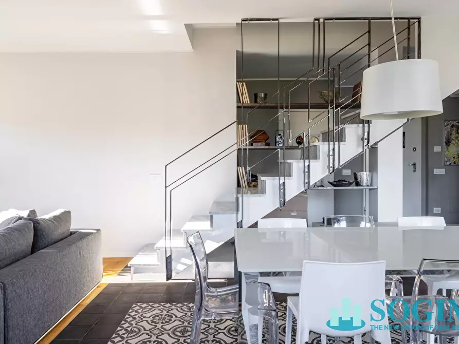 Immagine 43 di Attico in vendita  a Monza