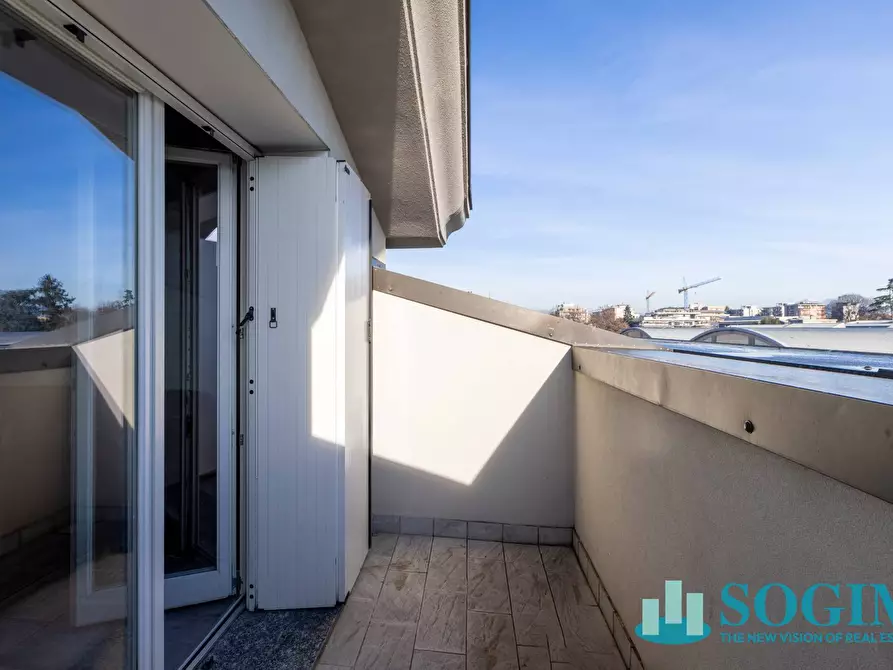 Immagine 48 di Attico in vendita  a Monza