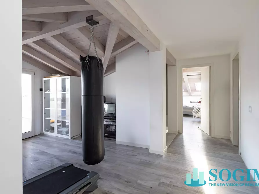 Immagine 53 di Attico in vendita  a Monza