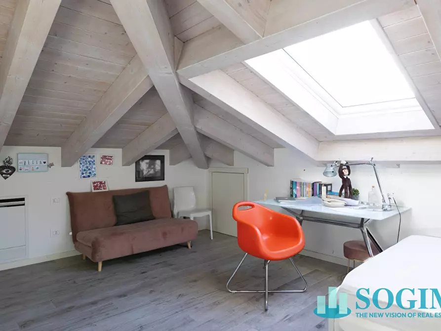 Immagine 54 di Attico in vendita  a Monza