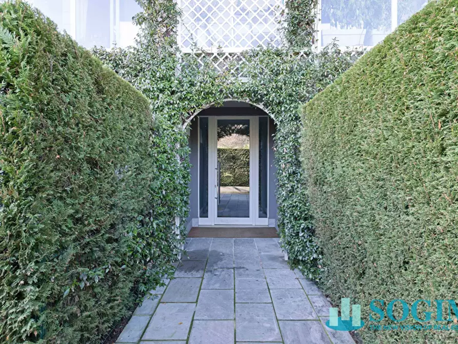 Immagine 57 di Attico in vendita  a Monza