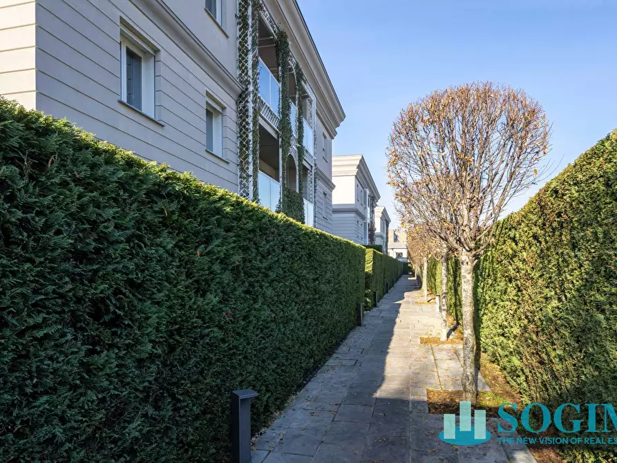 Immagine 59 di Attico in vendita  a Monza