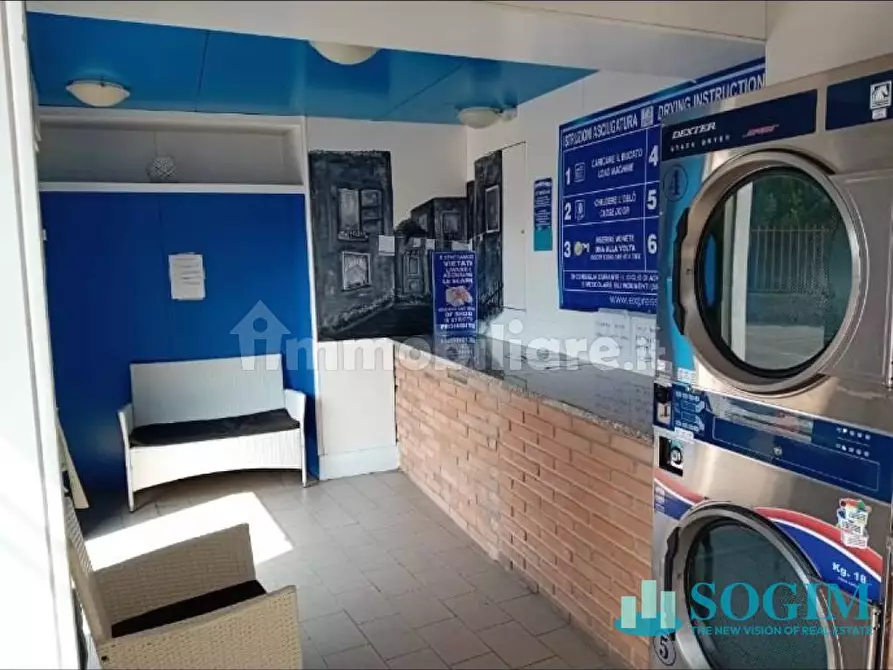 Immagine 2 di Negozio in vendita  in Via Libertà 14 a Paladina