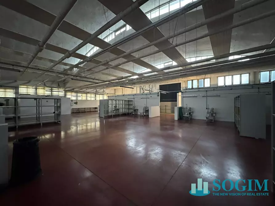 Immagine 9 di Capannone industriale in vendita  a Opera