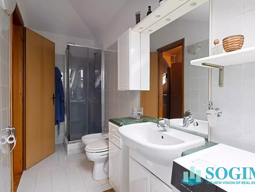 Immagine 32 di Villetta a schiera in vendita  in via maria grazia deledda 1 a Agrate Brianza