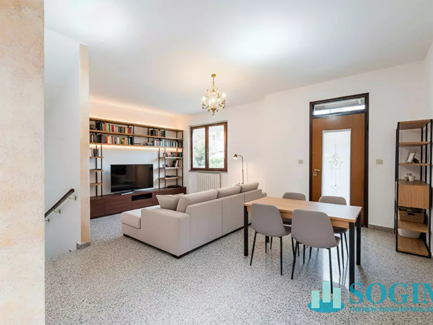 Immagine 44 di Villetta a schiera in vendita  in via maria grazia deledda 1 a Agrate Brianza