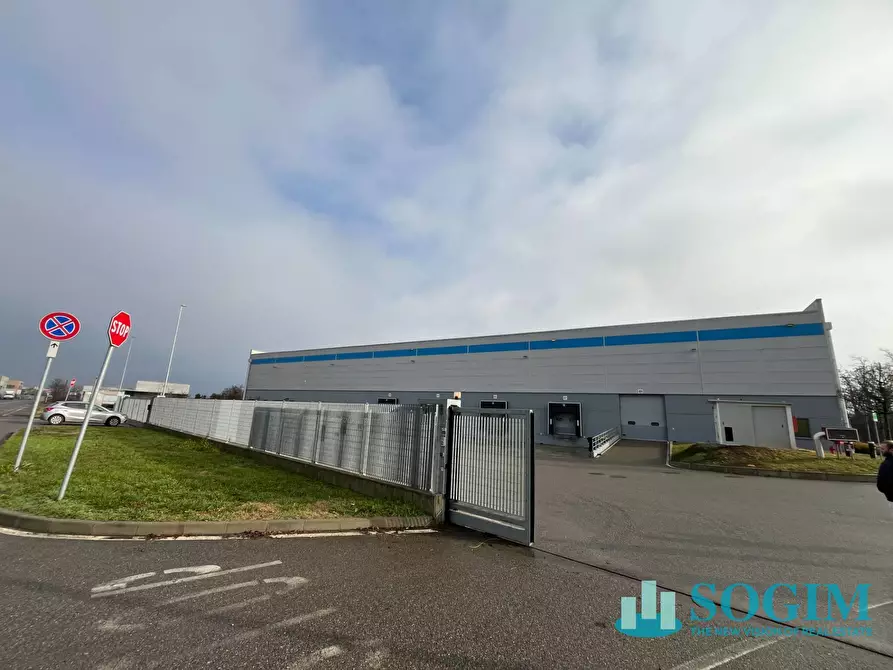 Immagine 5 di Capannone industriale in affitto  a Castel San Giovanni