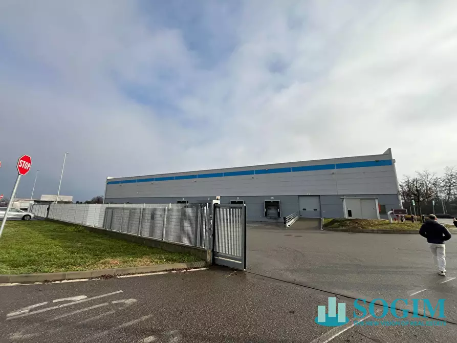 Immagine 6 di Capannone industriale in affitto  a Castel San Giovanni