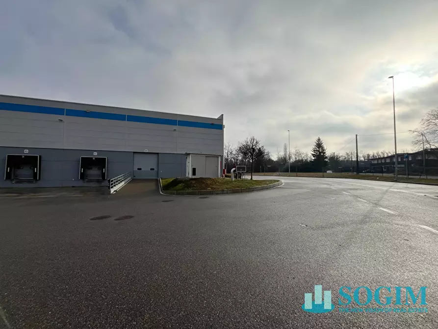 Immagine 9 di Capannone industriale in affitto  a Castel San Giovanni