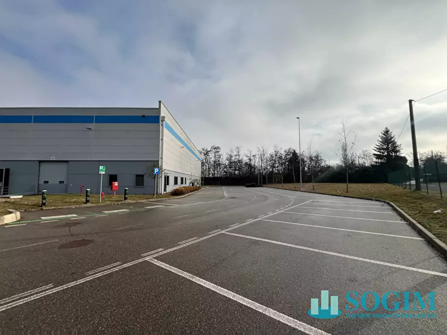 Immagine 12 di Capannone industriale in affitto  a Castel San Giovanni