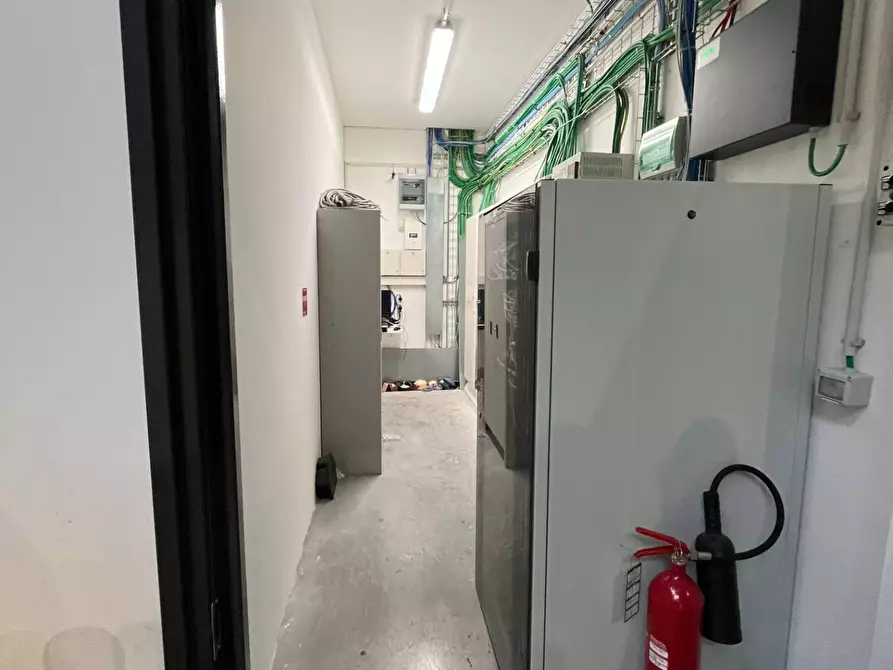 Immagine 22 di Capannone industriale in affitto  a Castel San Giovanni