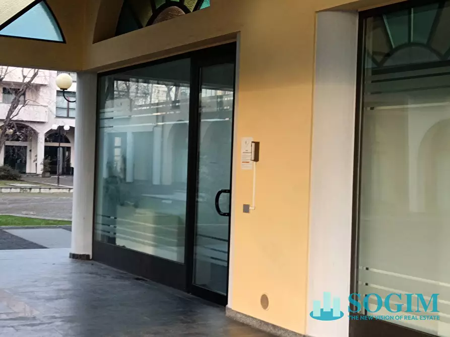 Immagine 22 di Ufficio in vendita  in P.za la Pira 38 a Lissone