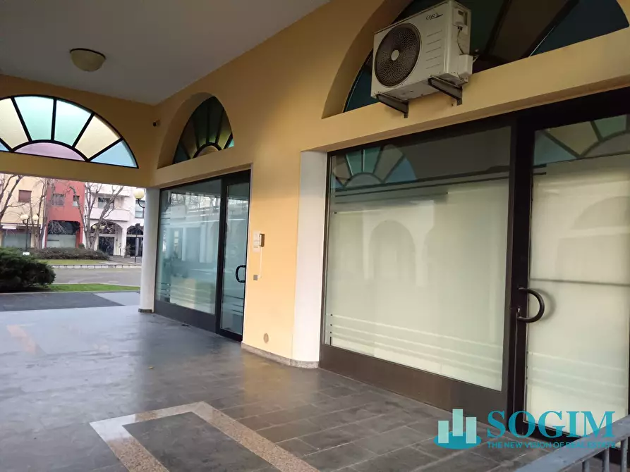 Immagine 24 di Ufficio in vendita  in P.za la Pira 38 a Lissone