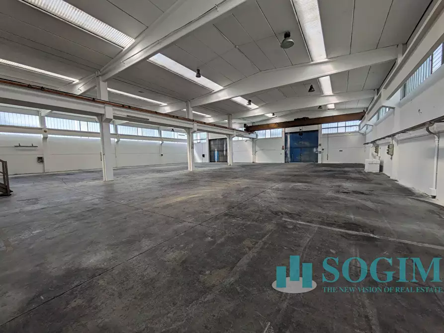 Immagine 1 di Capannone industriale in vendita  in Viale delle industrie 39 a Cambiago