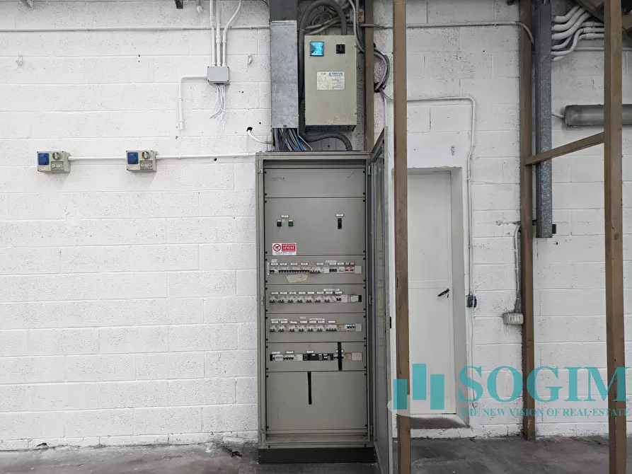 Immagine 13 di Capannone industriale in vendita  in Viale delle industrie 39 a Cambiago