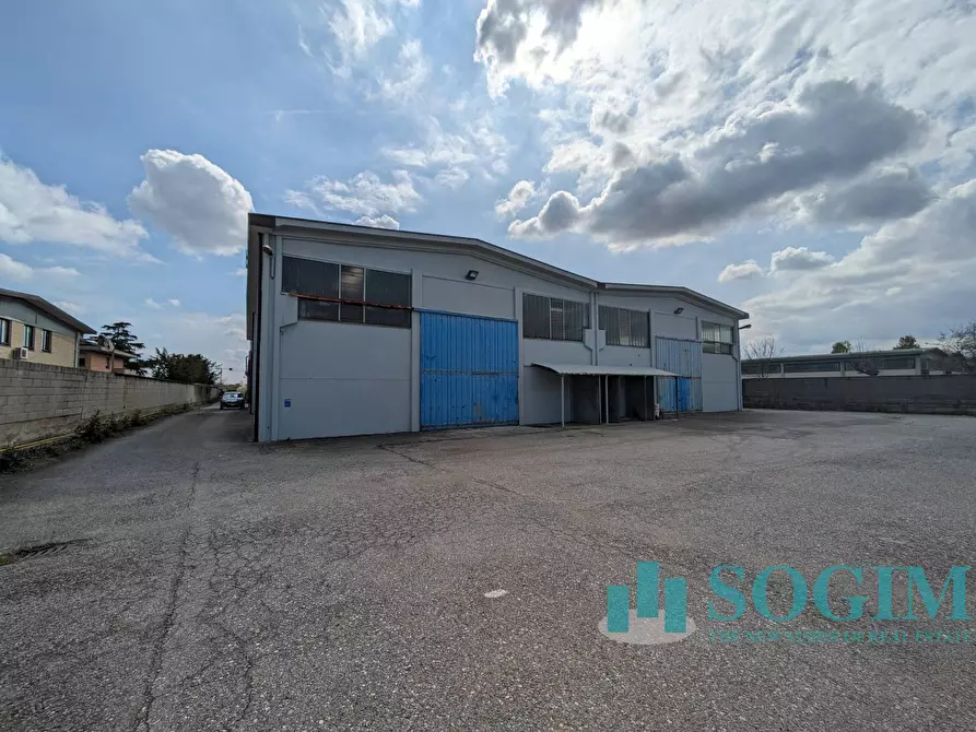 Immagine 15 di Capannone industriale in vendita  in Viale delle industrie 39 a Cambiago