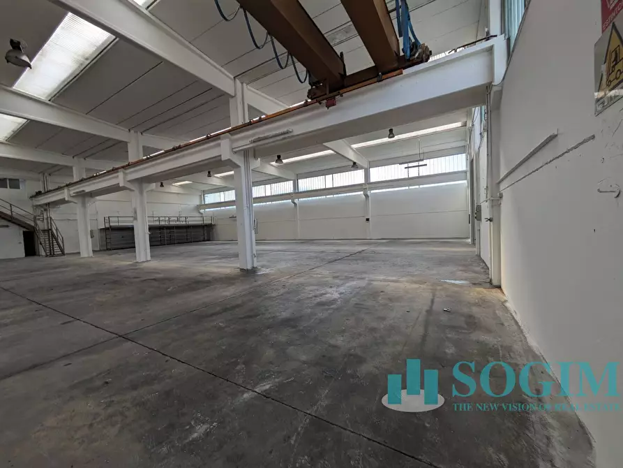 Immagine 10 di Capannone industriale in vendita  in Viale delle industrie 39 a Cambiago