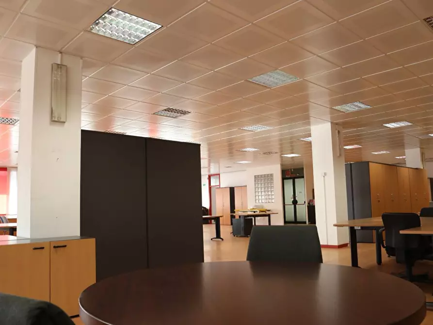 Immagine 20 di Ufficio in affitto  in Via Fratelli Gracchi 39/A a Cinisello Balsamo