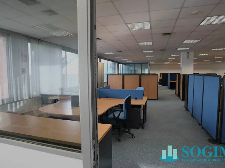 Immagine 34 di Ufficio in affitto  in Via Fratelli Gracchi 39/A a Cinisello Balsamo