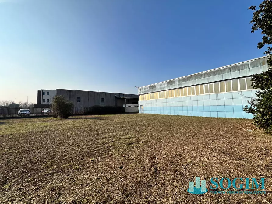 Immagine 6 di Capannone industriale in vendita  in Via Rembrandt 5 a Inveruno